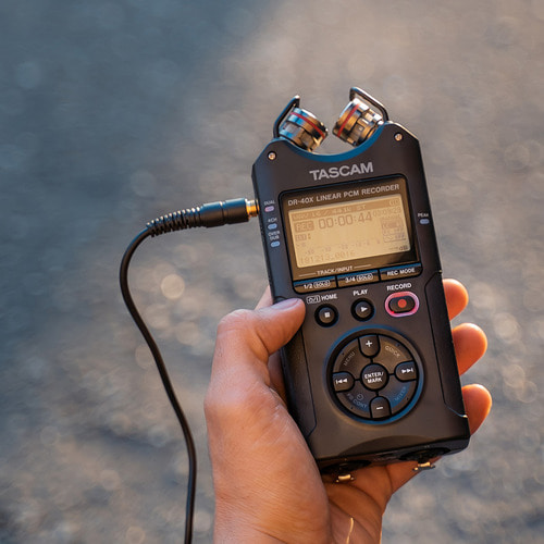 TASCAM DR-40X 4트랙 디지털 오디오 레코더 타스캠 녹음